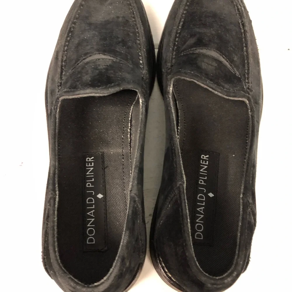 Donald J Pliner Zvian Loafers Men’s Size 8.5 M, Black‎ Distressed Velvet 3182